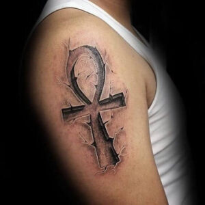 tatuaggio croce della vita esempio 1