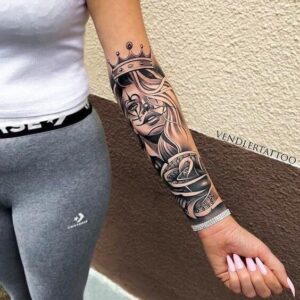 Tatuaggi braccio donna idea 5